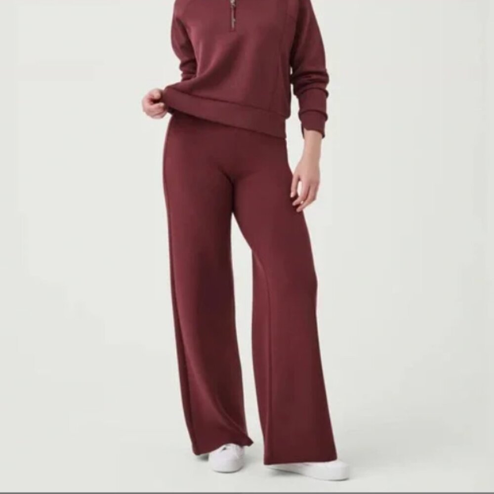 SPANX AirEssentials Wide Leg Pants Medium Spice